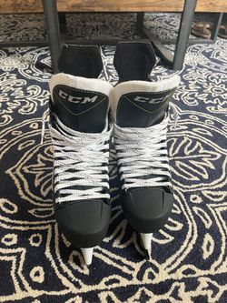 CCM  Hockey Skates (Skate 10: Shoe 11.5)