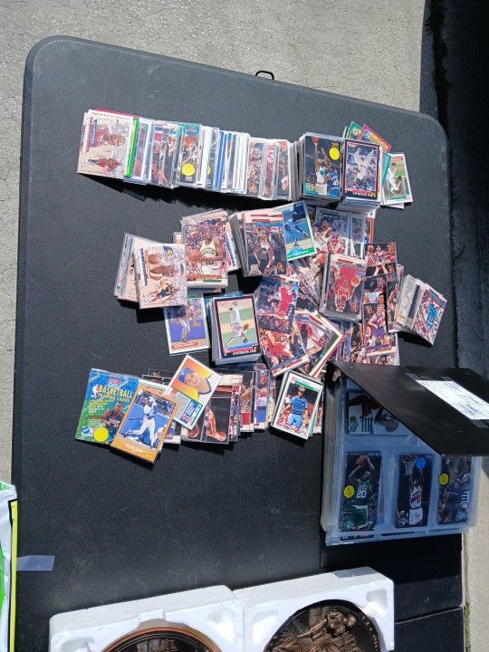 Sports Cards & Sports Plates