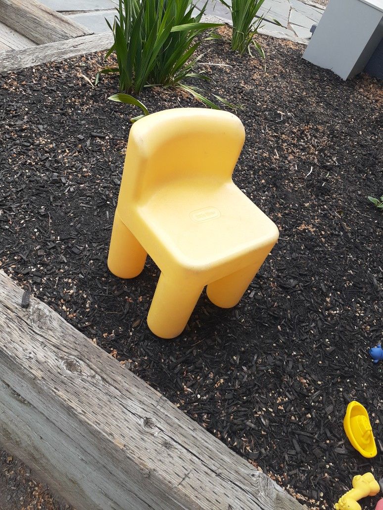 Kids Little Tikes Chair