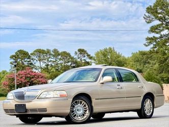 2006 Lincoln Town Car