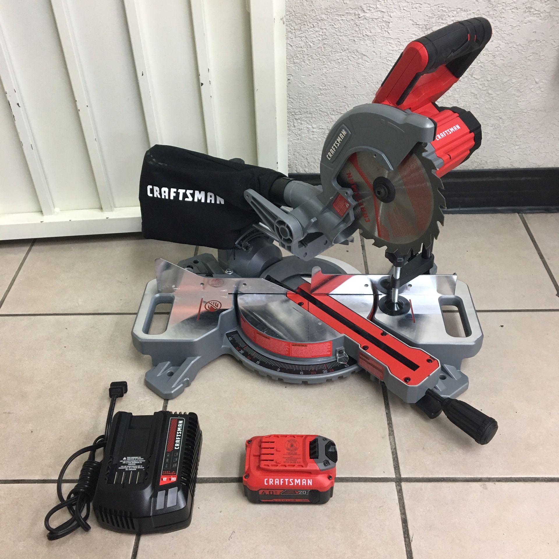Craftsman CMCS714 Compact Cordless 20v 7-1/4” Sliding Miter Saw