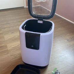 Automatic Feeding Schedule Pet Food