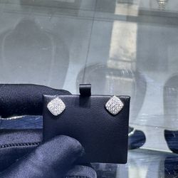 14kt White Gold With Natural Diamonds  Earrings 
