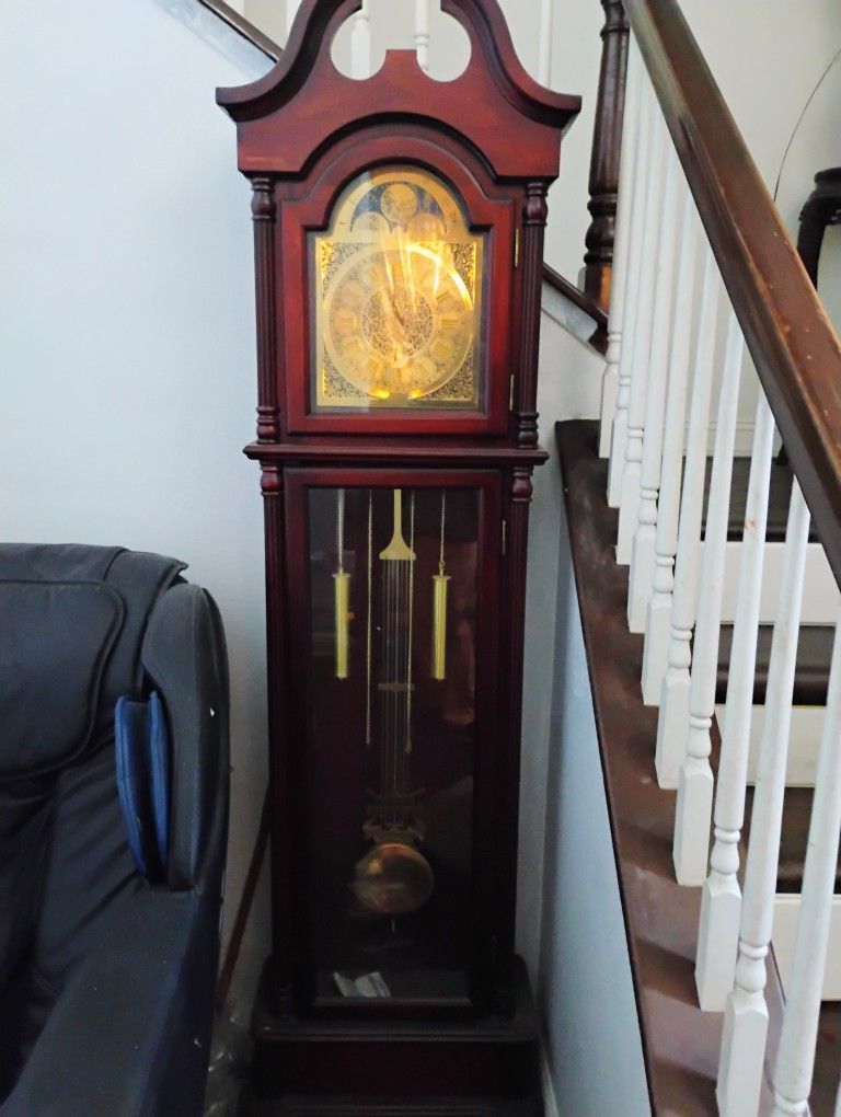 Grand Father Clock $80 Obo