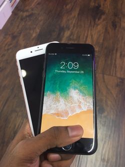 iPhone 7 32GB / 128GB Factory Unlocked Excellent Condition With Free Charger