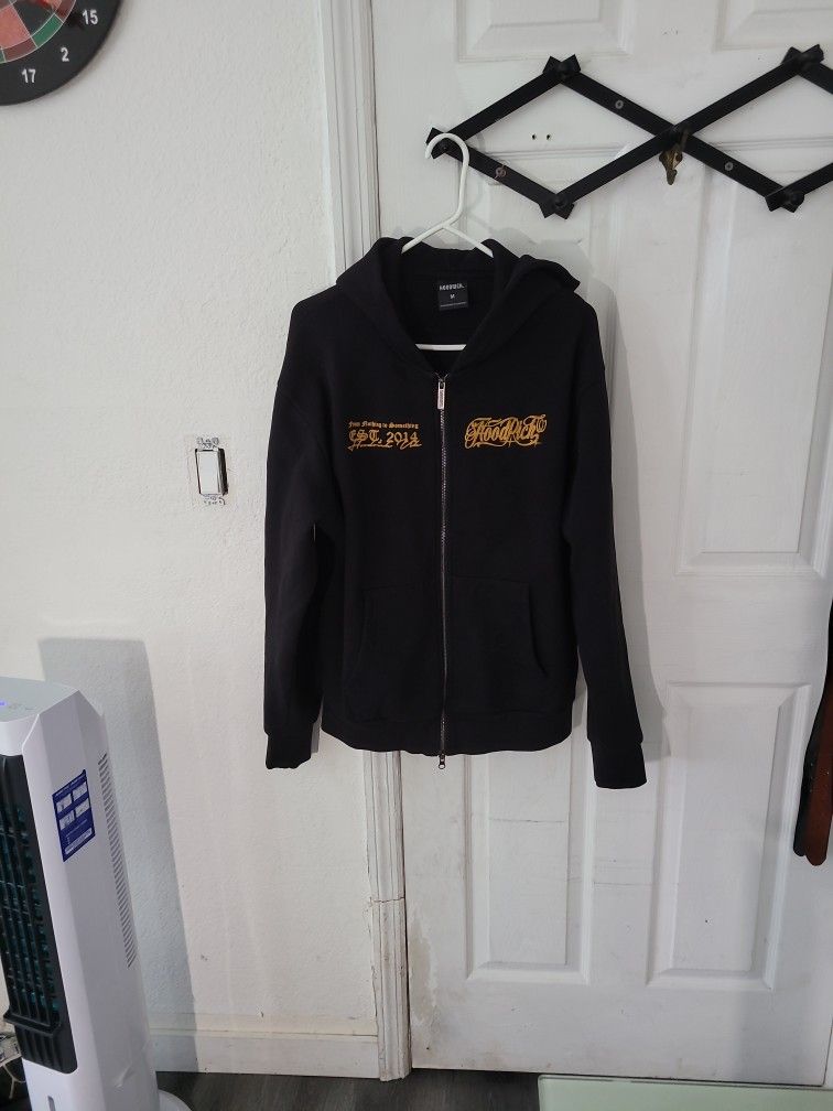 HoodRich Men's Hoodie Size M