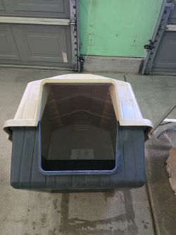 Petlife doghouse