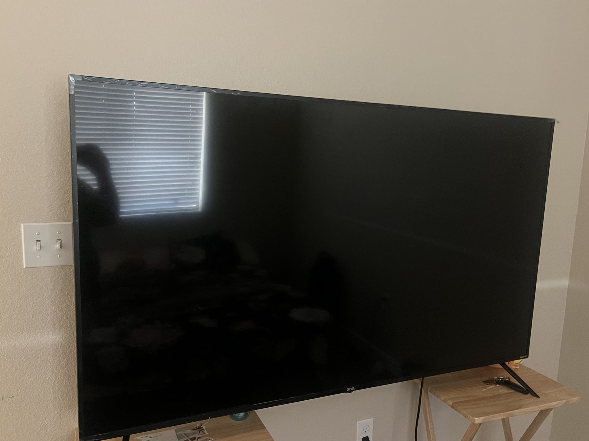 65inch Onn Smart Tv