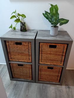 2 / 2 cubbies