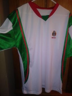 Mexican soccer Jersey size large