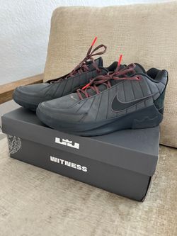 Brand New Nike LeBron Witness IX Basketball Shoes – Men’s Size 9.5