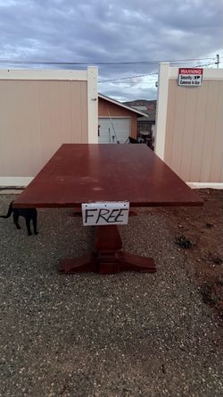 Free table