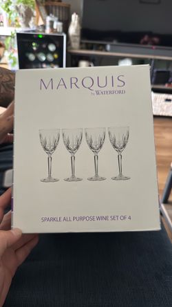 NEW Marquis by Waterford Sparkle Wine Glass Set of 4 in Box