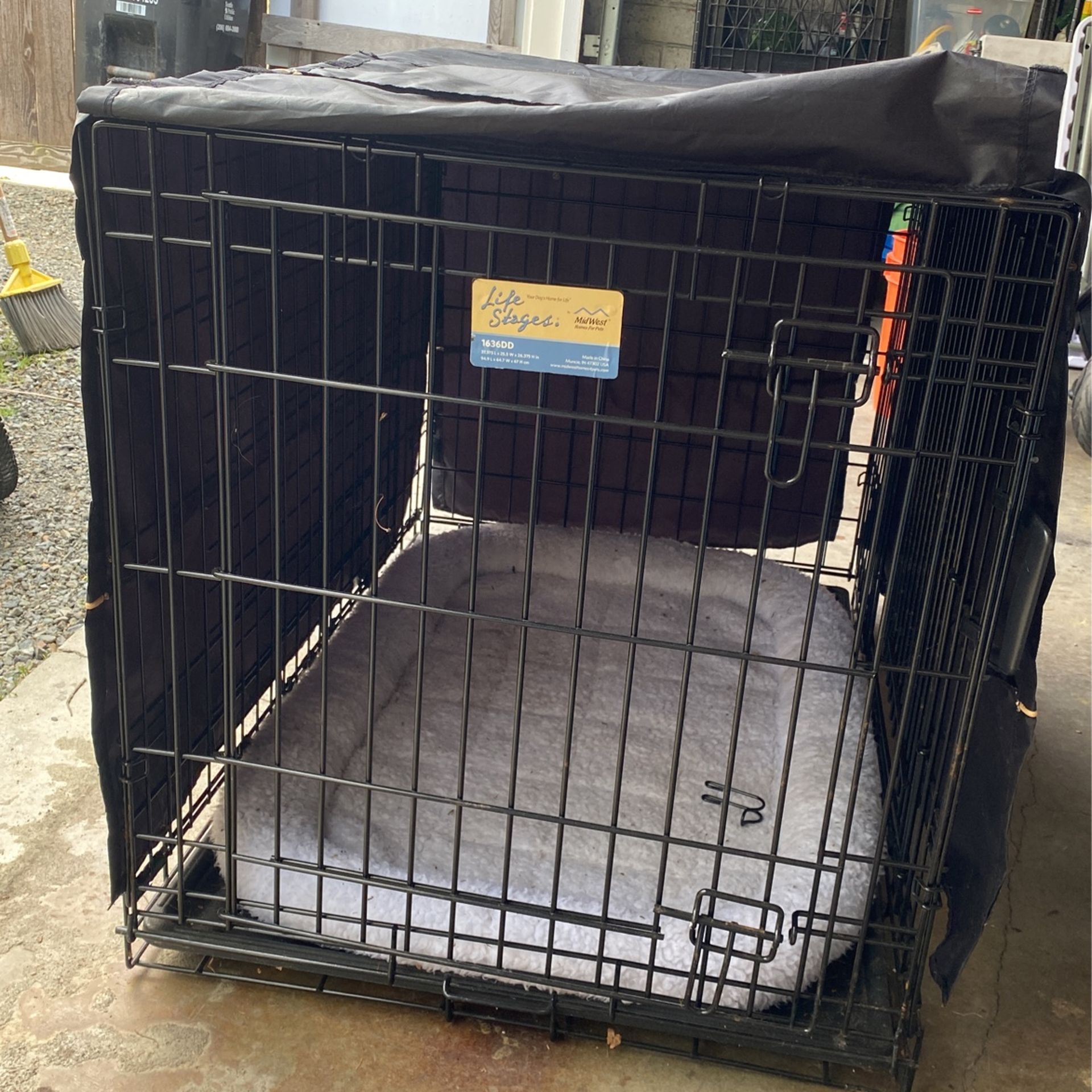 Metal Dog Crate