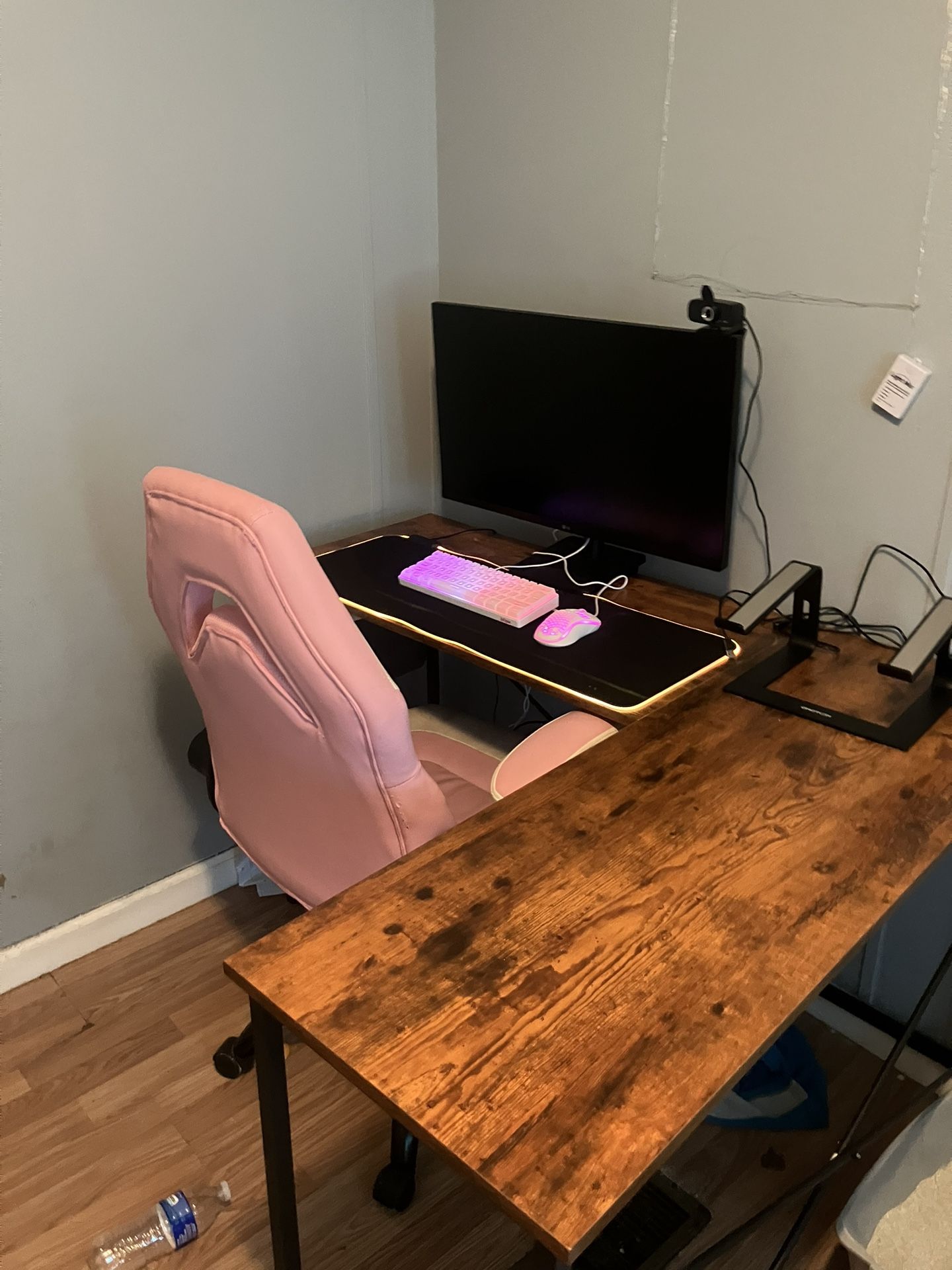 Gaming/streaming Equipment