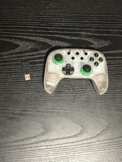 Gaming controller