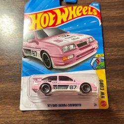 Hot Wheels ‘87 Ford Sierra