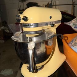 Kitchenaid mixer 