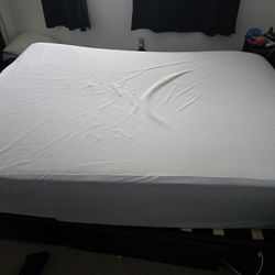 Queen NECTAR mattress