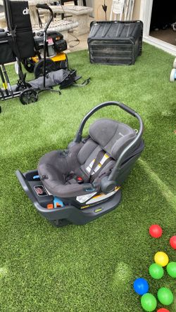 Uppababy Car seat Aria V2