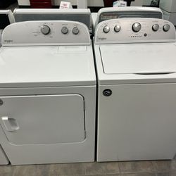 Whirlpool Washer And Electric Dryer Set 