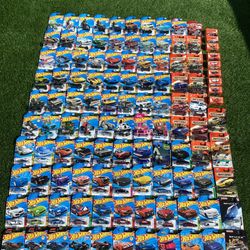 120 Hot Wheels Die Cast Cars (VALENCIA) $5 Each