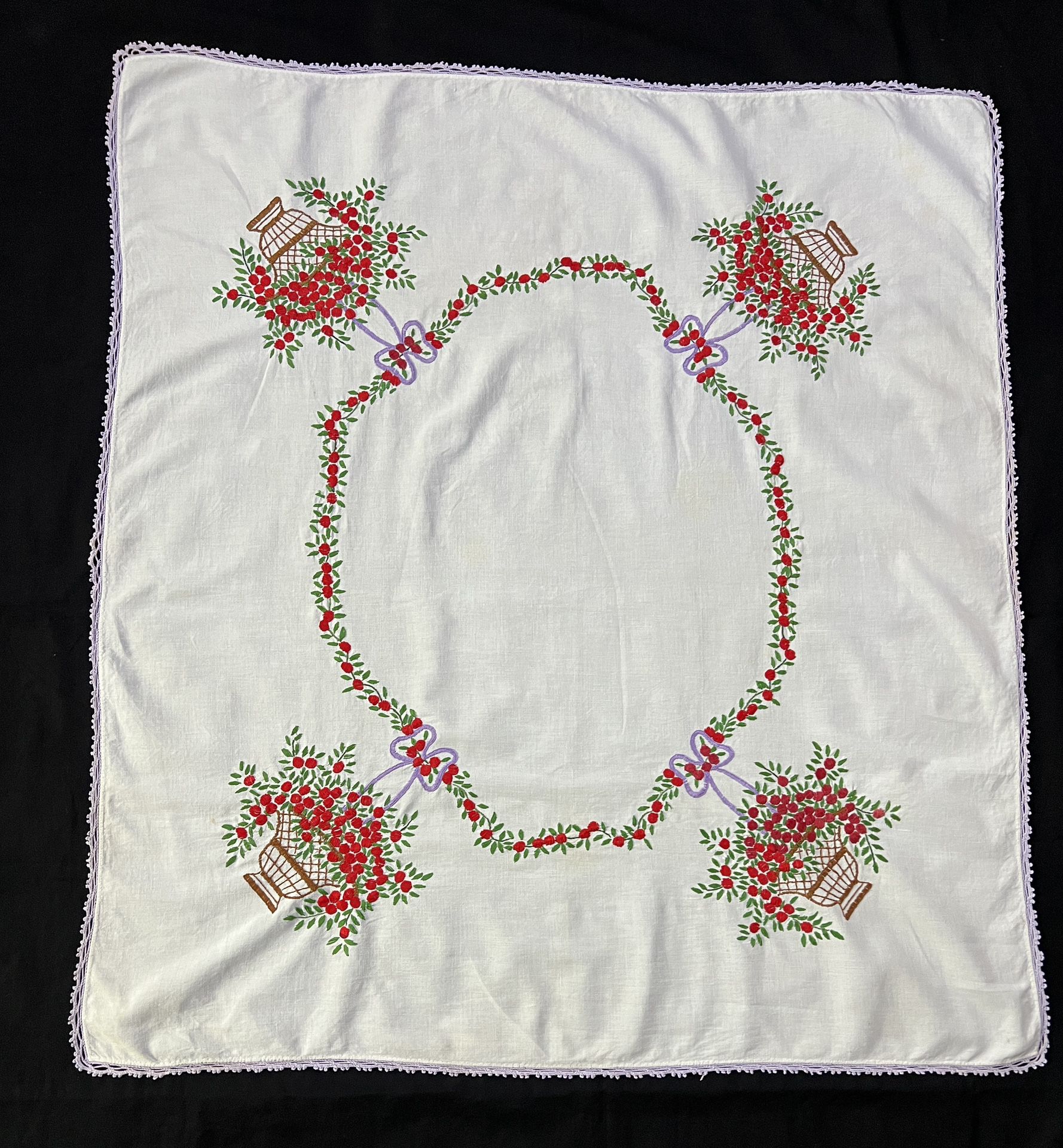 Vtg Beautiful Hand Embroidered Table Cloth 37"X34"