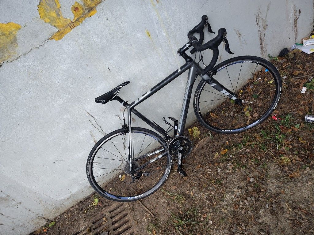 Cannondale 11 Speed Bike