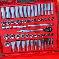 Milwaukee tool Set $100