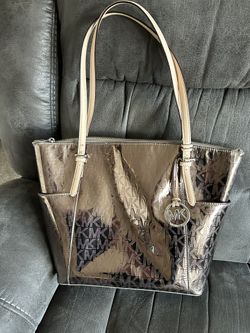 Michael Kors Jet Set Metallic Tote 