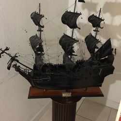 Pirates Of The Caribbean Pirate Ship The Black Pearl Model 