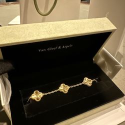 Van Cleef A Full Set 