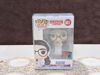 Suzie 881 (w/ protector) Funko Pop