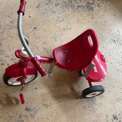 Radio Flyer Tricycle With 3 In 1  Adjustable Handle