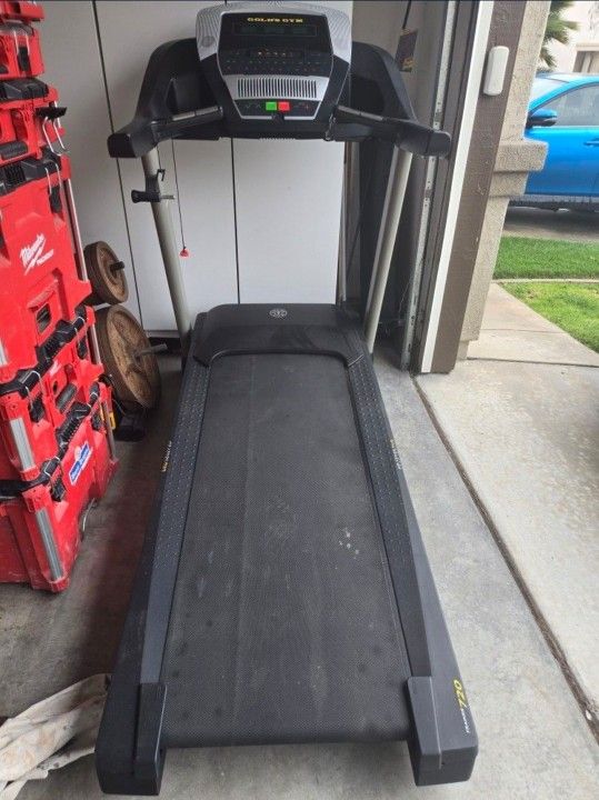 Golds Gym Treadmill