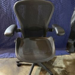 Herman Miller, Classic Aeron Chair, Fully Loaded, Size B, Black