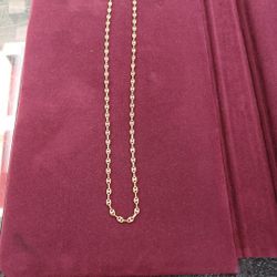 Link Necklace ‼️....14k‼️....18inches‼️....5grams‼️.....ASK FOR TY ‼️