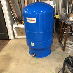 Precharged Water Tank 