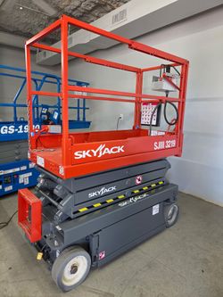 2018 Skyjack SJIII 3219 Scissor Lift