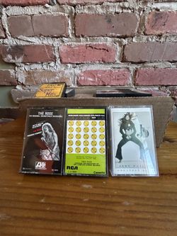 Mixed lot of cassettes including 1940s, 50s and 60s greatest hits