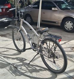 Silver City Cruiser Bike with Rear Rack
