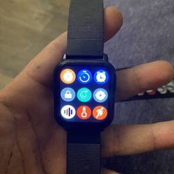 Two Android Watches  Just Like Apple 