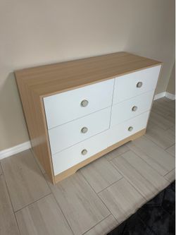 White Baby Dresser for Nursery Bedroom, 6 Drawer NEW