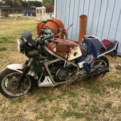 1986 Honda Vf700f Interceptor