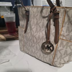 mk purse 