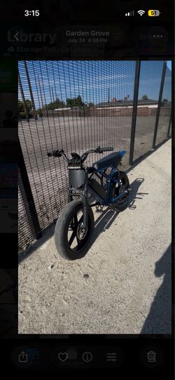 Tst r002, spray painted blue,