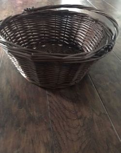 Brown Wicker Basket - PICK UP ONLY