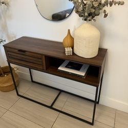 Console table