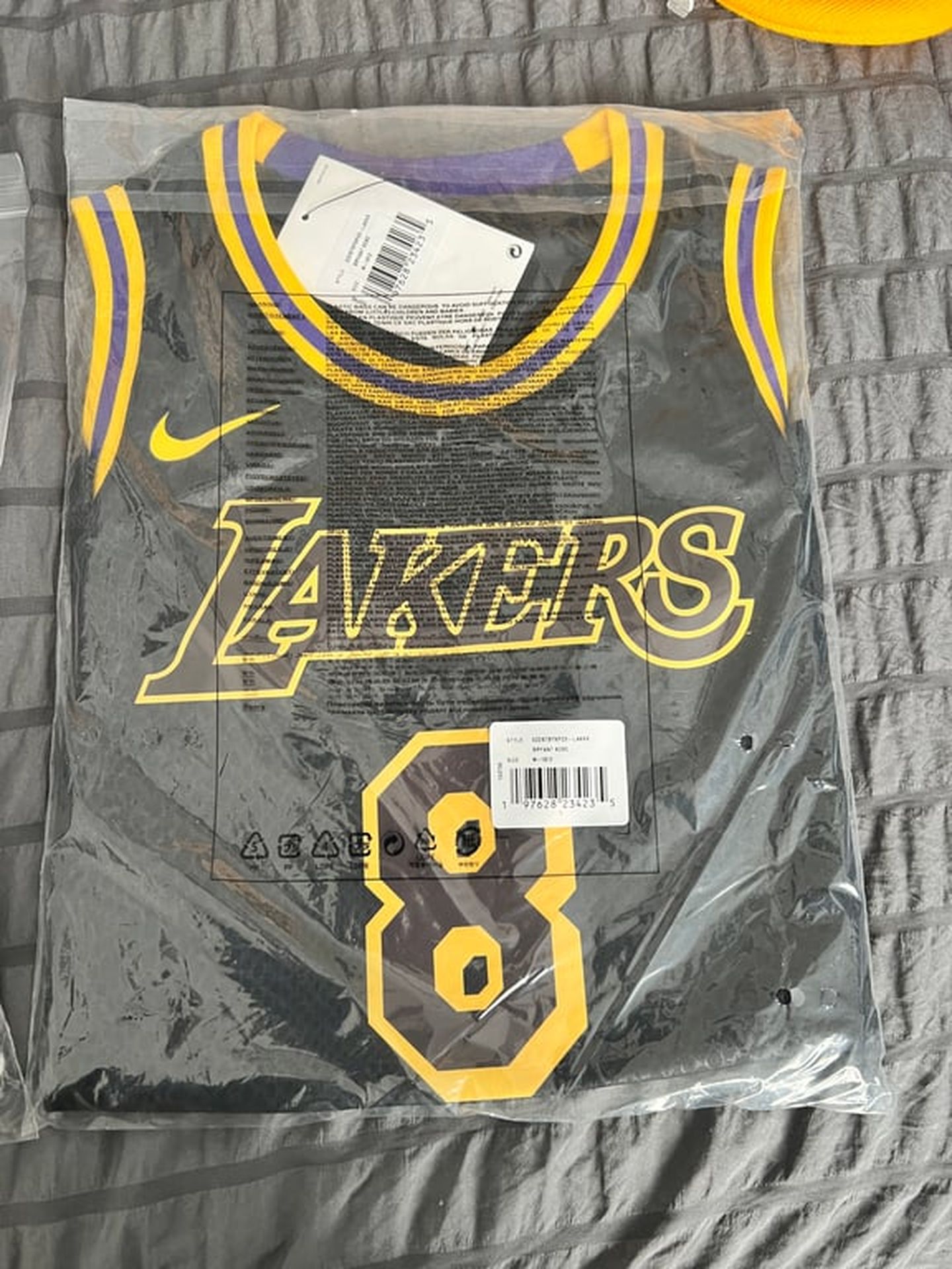 Nike Kobe Bryant City Edition 8/24 Youth Medium Swingman Brand New