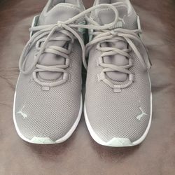 Puma Men’s Sneaker Size 8.5